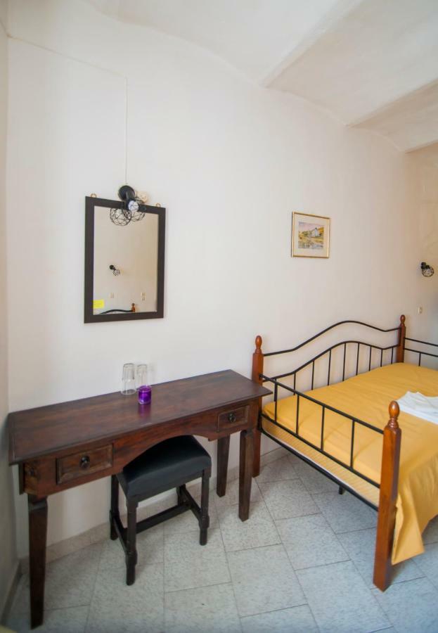 Kymata Hotel Ермополи Екстериор снимка